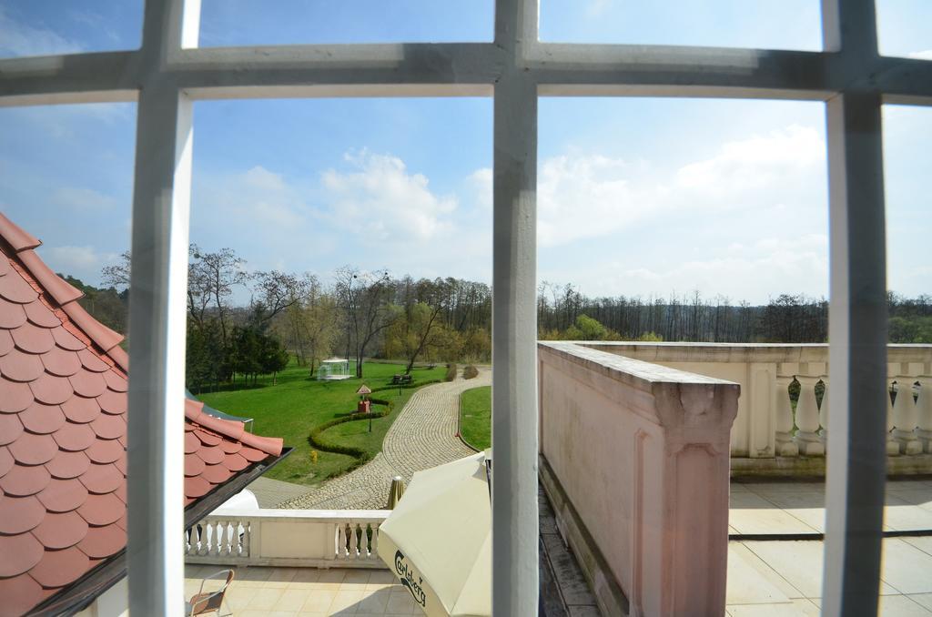 Dworek Katarzynki Kobylnica  Exterior foto