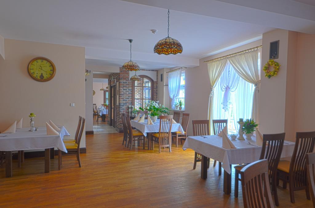 Dworek Katarzynki Kobylnica  Exterior foto