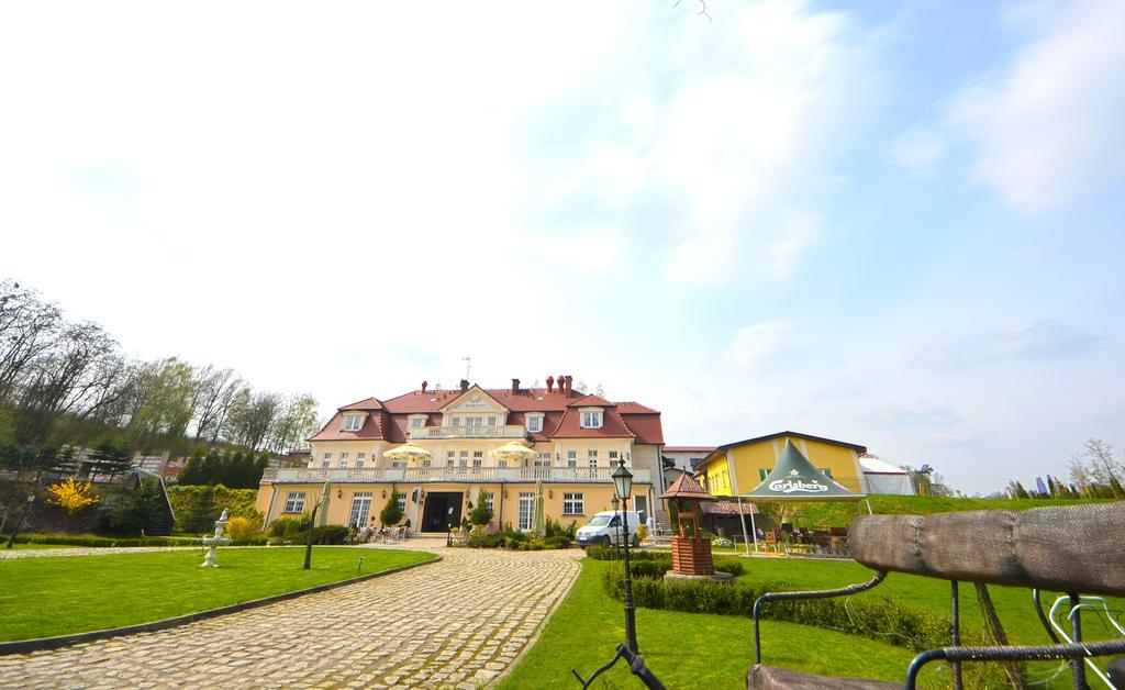 Dworek Katarzynki Kobylnica  Exterior foto